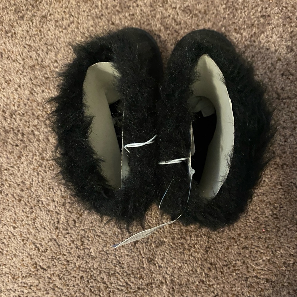 Brand New Girls Boots - Picture 6 of 6